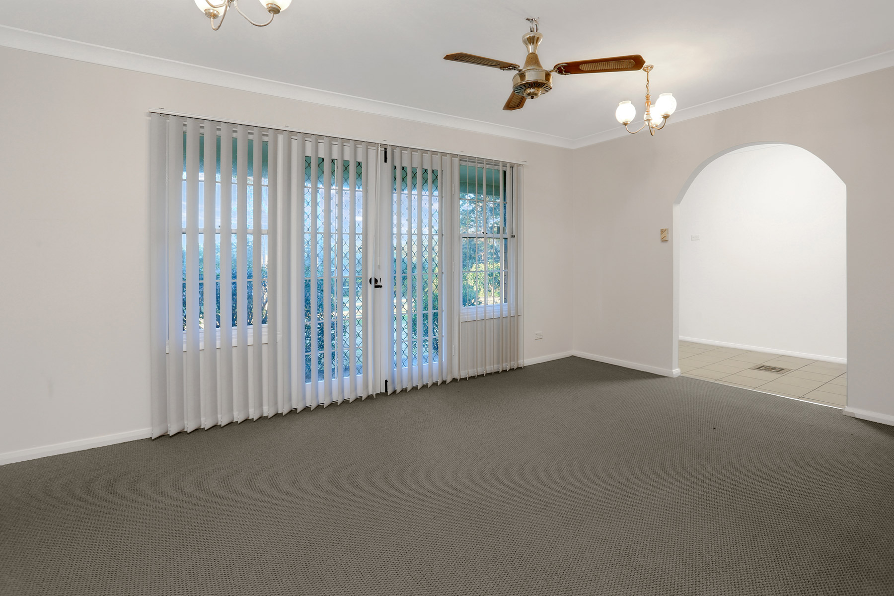 68 COMMERCIAL RD, VINEYARD NSW 2765, 0 Schlafzimmer, 0 Badezimmer, House