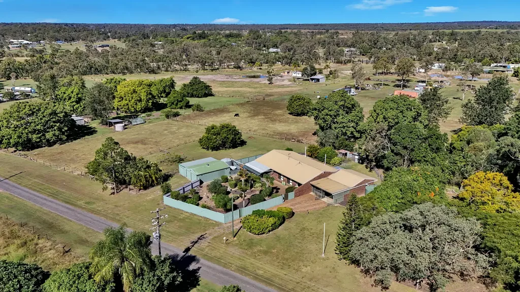 37 Henricksens Road, Sharon, QLD 4670