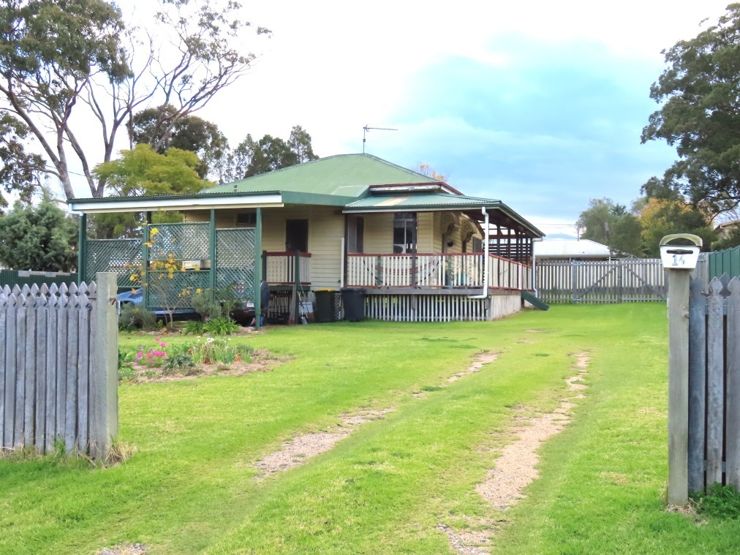 14 BELWOOD ST, STANTHORPE QLD 4380, 0 habitaciones, 0 baños, House