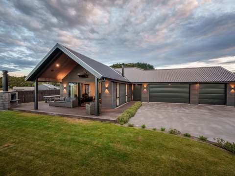 Wanaka 4房  The best of modern living in Hikuwai