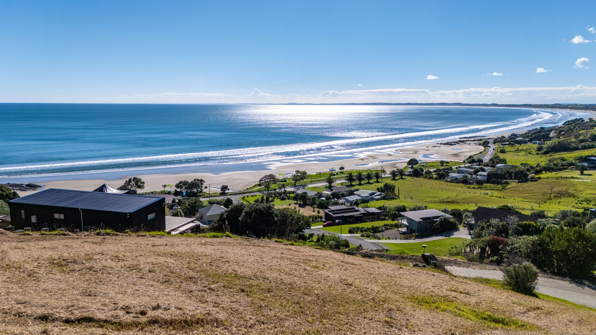 Ahipara Ahipara - Elevated with Panoramic Sea Views