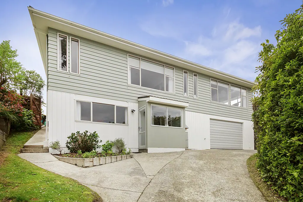 30 Turriff Crescent, Tawa, Wellington