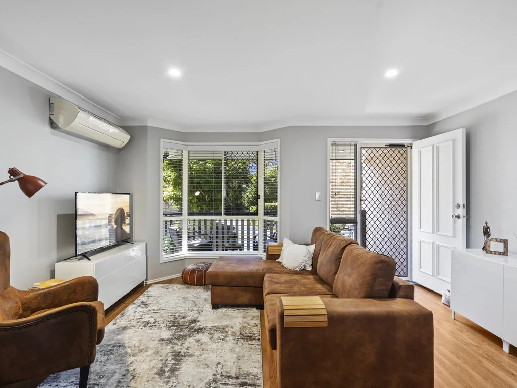5/27-29 Tallebudgera Creek Road, Burleigh Heads, QLD 4220