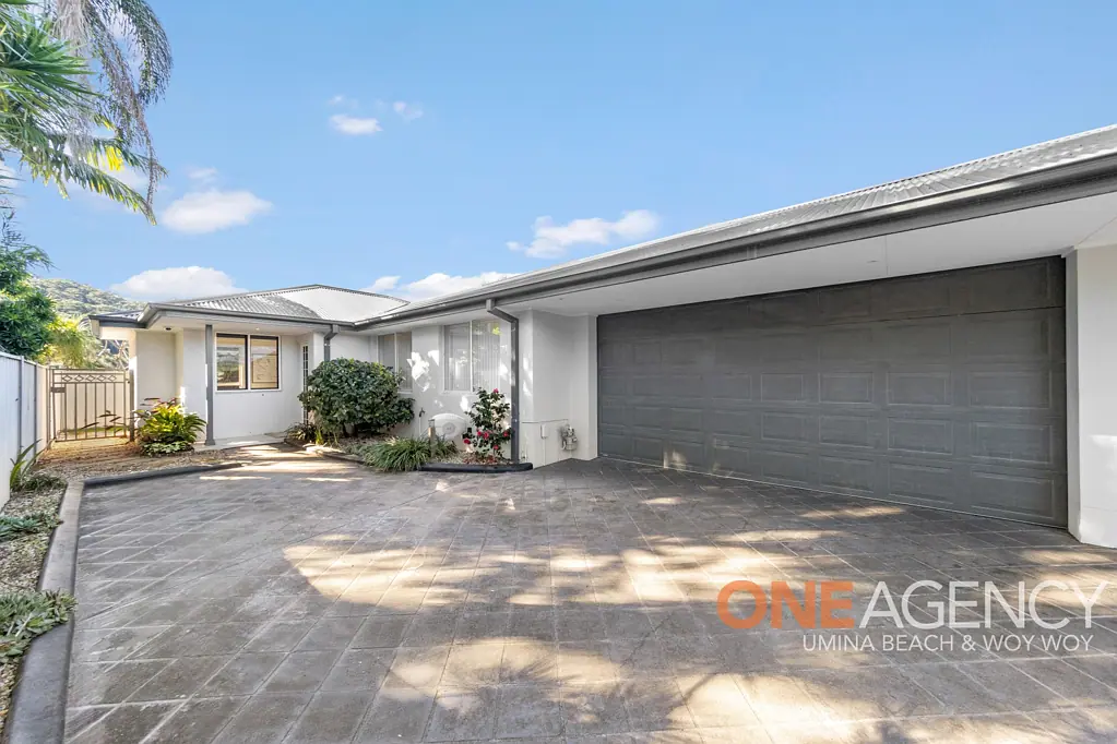 Ettalong Beach 3 Bedroom Contemporary Villa Living in a Premier Ettalong Beach Location