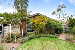 5 Myriong Avenue, Vermont South