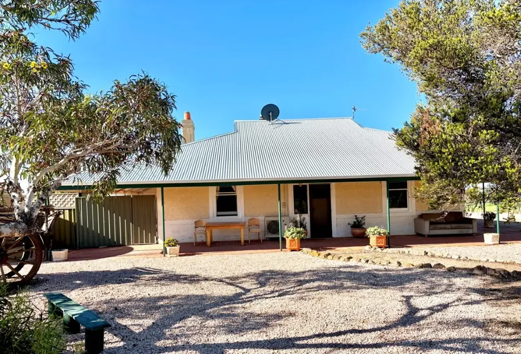 Ceduna Rural Lifestyle Retreat on 9.88 Acres – Spacious Home, Extensive Shedding & Outstanding Infrastructure