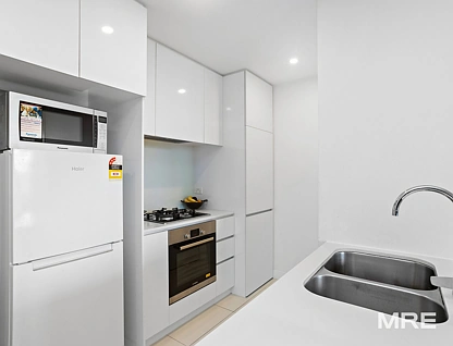 205/62-64 Station Street, Fairfield, North Melbourne, 2 Bedrooms, 2 Bathrooms, Apartment