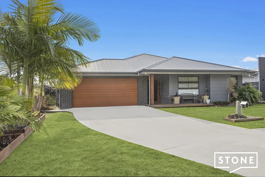Moonee Beach 4房  Contemporary Coastal Luxury in a Premium Beachside Setting