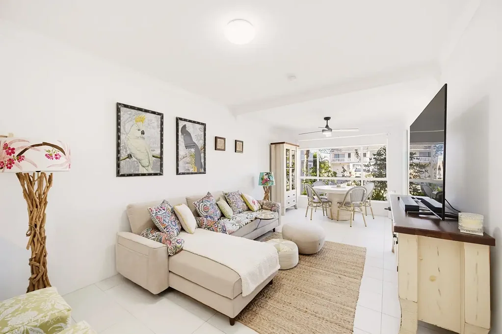 Forster 2房  Pretty at 'Palmview Court'!