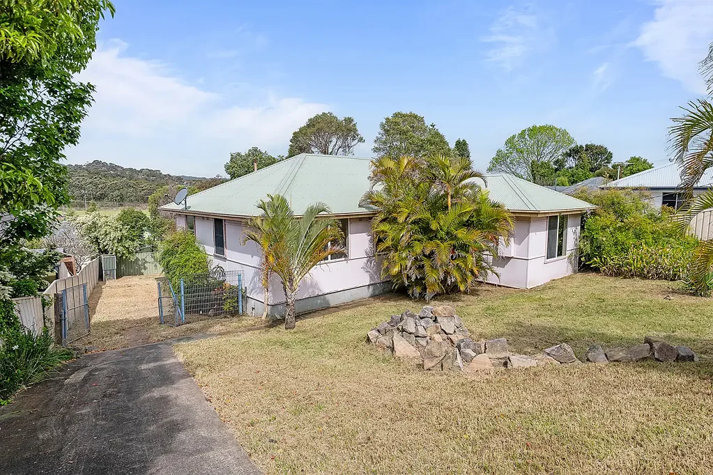 18 Alder Crescent, Gateshead, NSW 2290