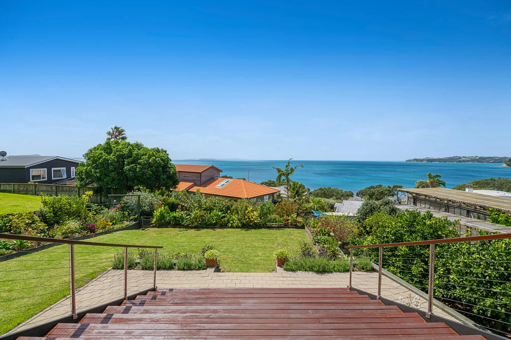 Stanmore Bay 4침실 Elevated Coastal Luxury | Uninterrupted Sea Views