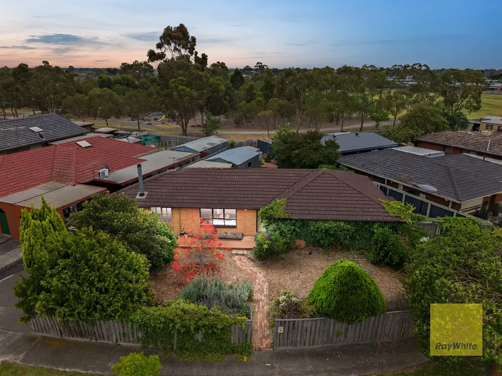 10 Diamond Avenue, Albanvale, VIC 3021