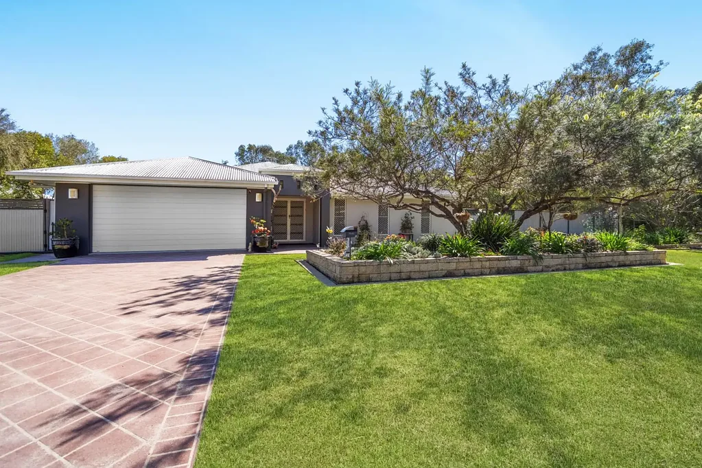 Flinders View 5ਬੈੱਡਰੂਮ SPRAWLING FLINDERS VIEW RETREAT WITH POOLSIDE PERFECTION