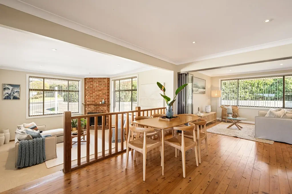 Elanora Heights 4 Bedroom Versatile Family Home with Self-Contained Cottage