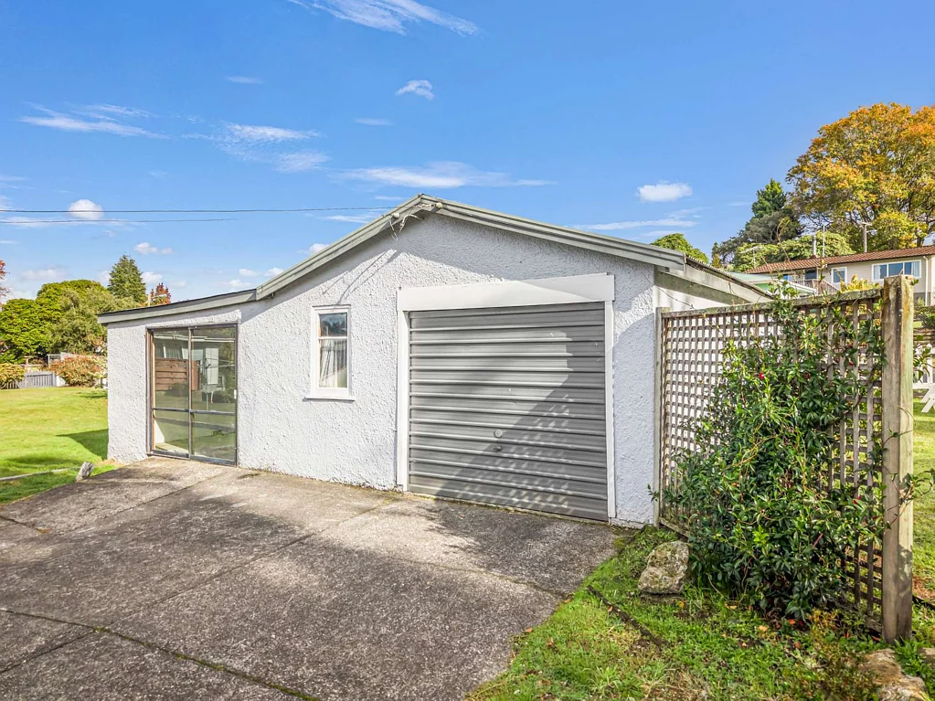 Taumarunui Sunny Corner Site, Lovely Green Neighbourhood