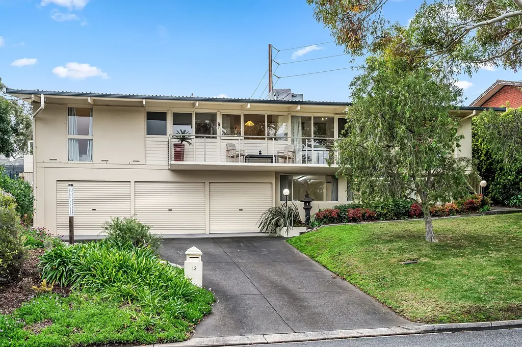 Dernancourt 4房  Big Dreams in Dernancourt Realised with this Spacious Contemporary Stunner.