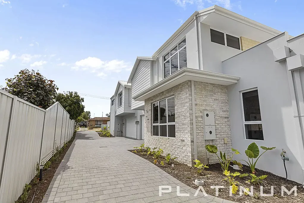 BRAND NEW – Modern 4x2 Townhouse in the Popular Suburb of Craigie
