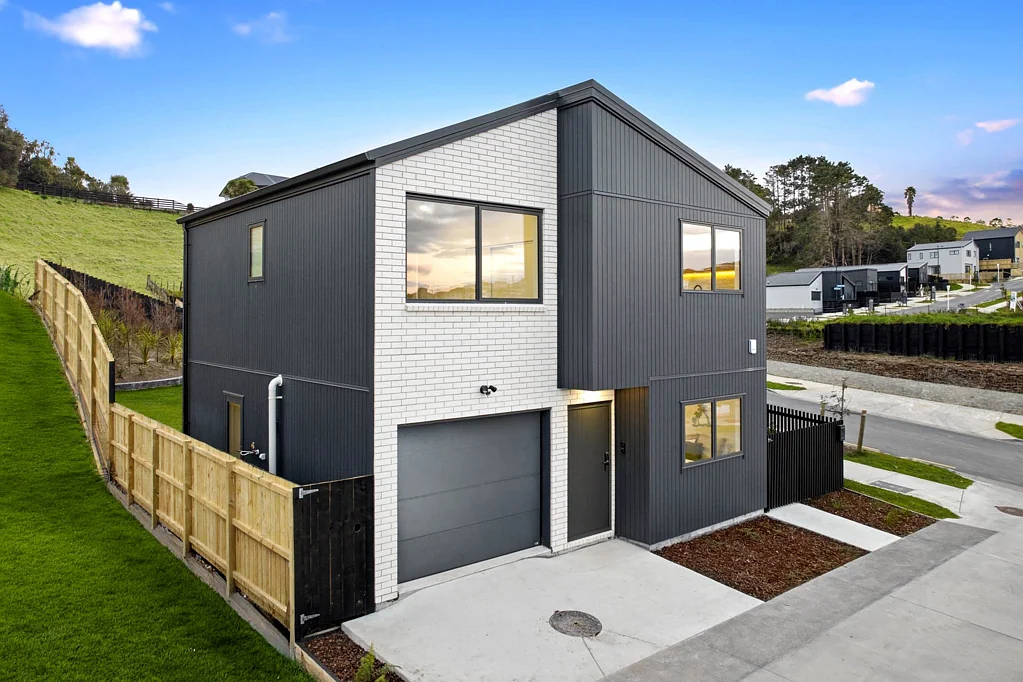 Orewa 3 Bedroom Brand New. Big Outlook. Ready Now.