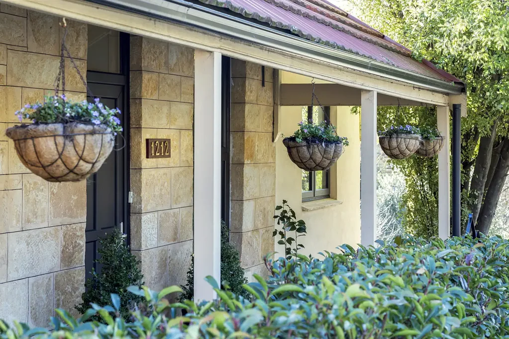 Uraidla 5બેડરૂમ Timeless Stone Cottage in the Heart of Uraidla