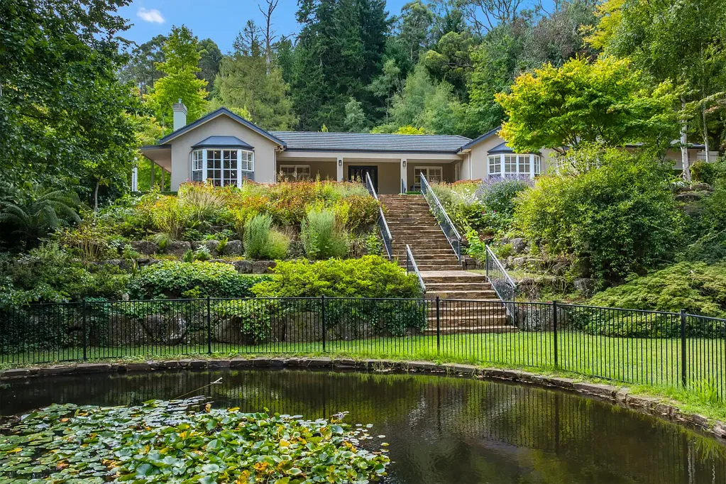 26 Devonshire Lane, Mount Macedon, VIC 3441