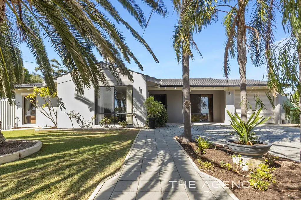 14 Fitzpatrick Way, Padbury, WA 6025
