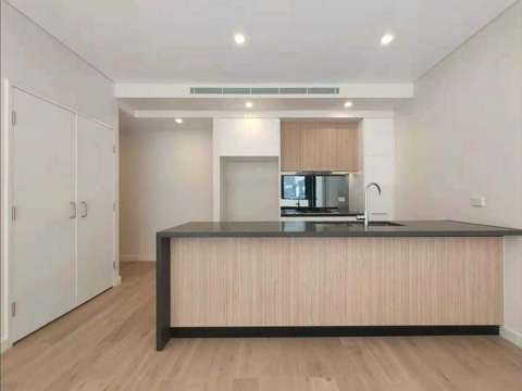 Rouse Hill 1 Bedroom Walk To Metro And Upcoming Shops! Ready To Move In!