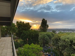9 Gibbs Crescent, Red Hill