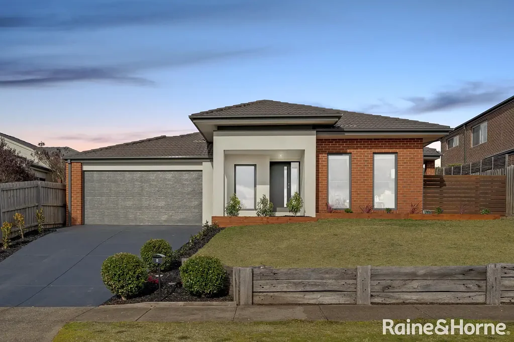 Gisborne 4房  Family Excellence with Space, Style and Views