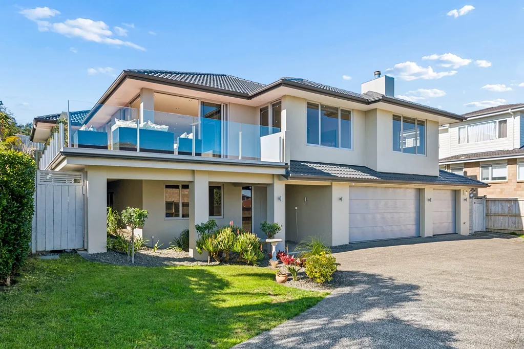 East Tamaki Heights 5ਬੈੱਡਰੂਮ Elevated Luxury Living with Space & Views