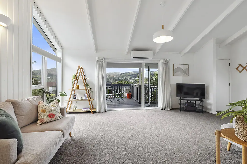 70 Fyvie Avenue, Tawa, Wellington