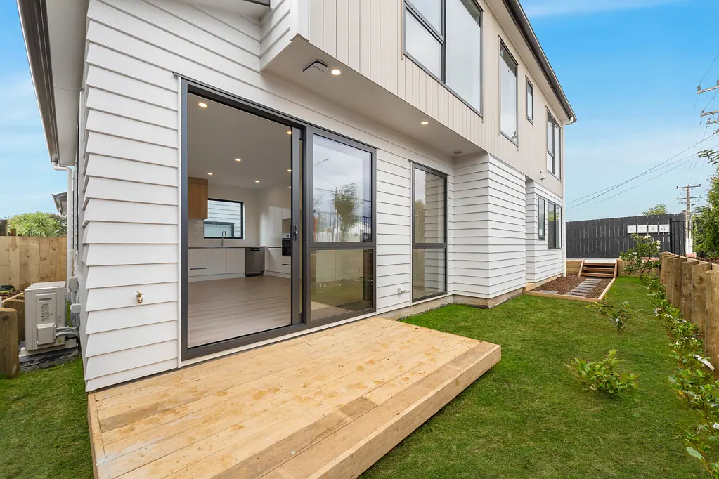 86A Harrington Road, Henderson, Waitakere City, Auckland