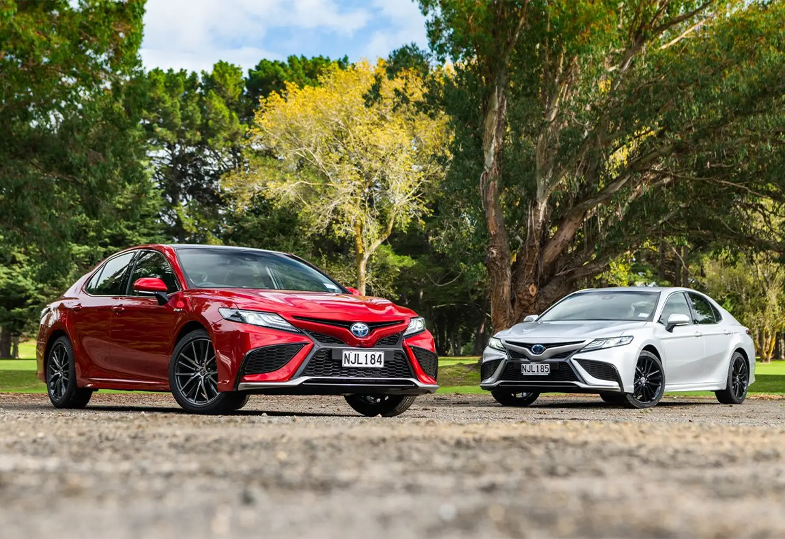 全新款丰田油电混合 Camry 荣耀回归！
