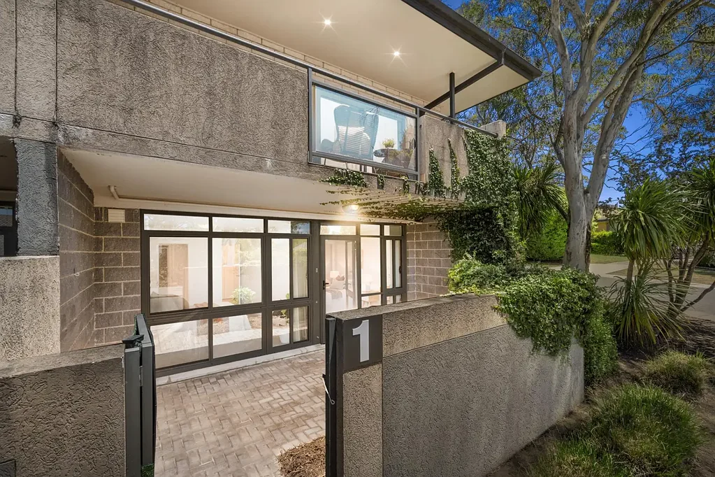 1/2 McClure Street, Evatt, ACT 2617