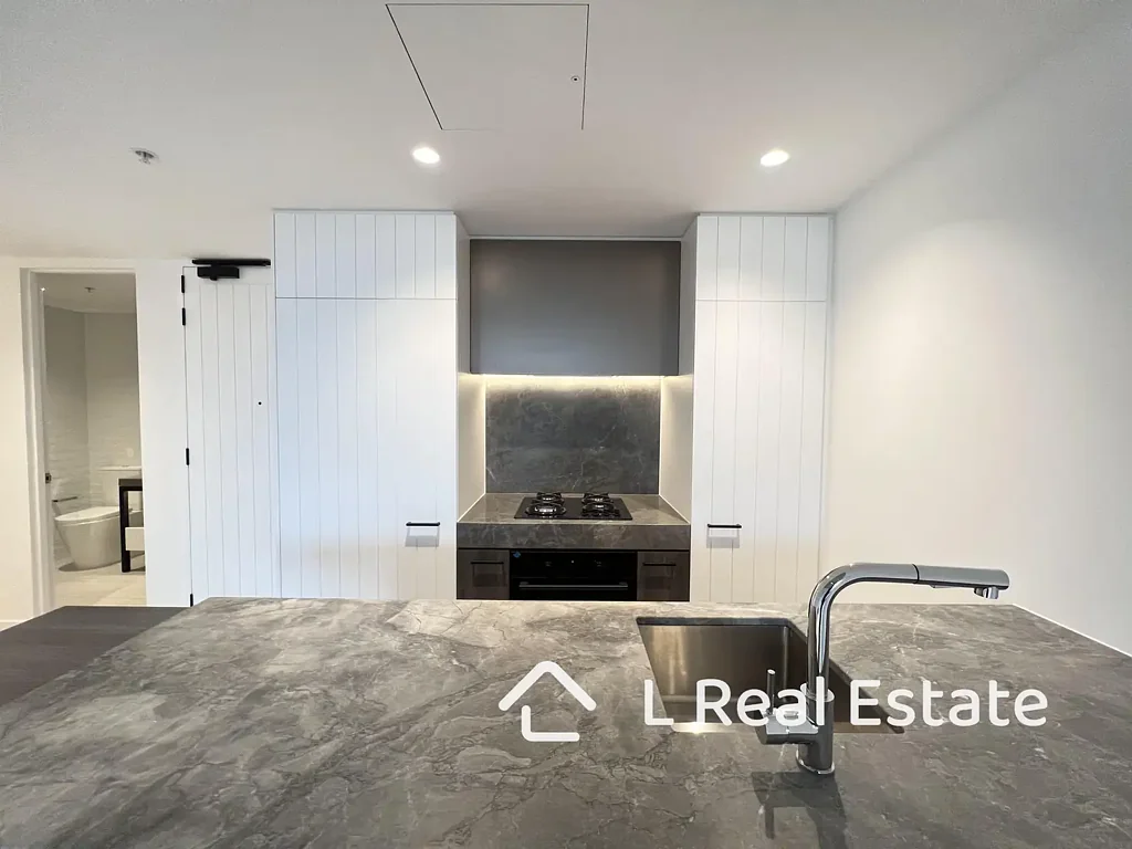 2bed 2bath 1car plus 1storage cage