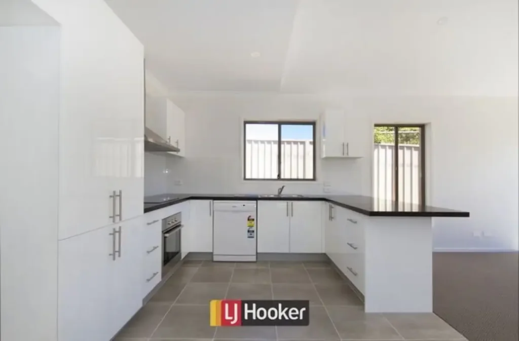 Beautiful home in Ideal location