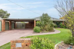 21 Smeaton Close, Lara