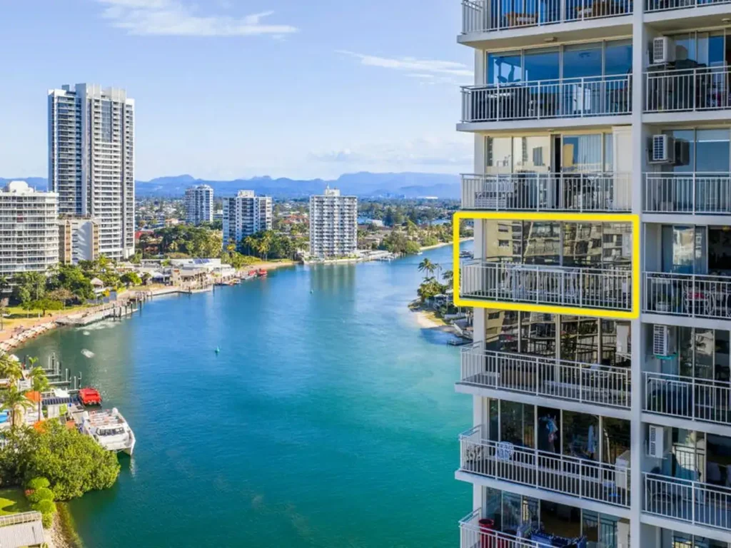 Surfers Paradise – 3 bedroom furnished unit at ‘