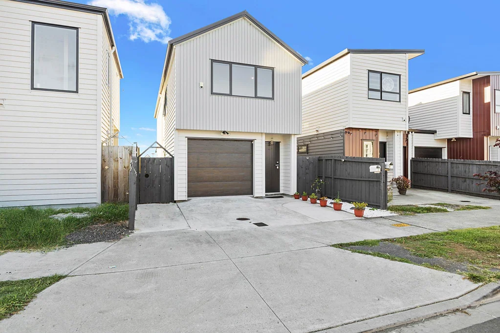 Takanini 3Habitaciones URGENT SALE – Prime Takanini Location