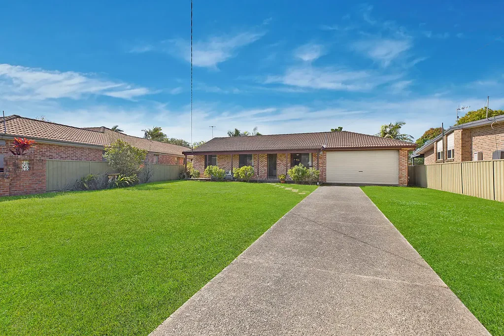 13 Aston Wilde Avenue, Chittaway Bay, NSW 2261