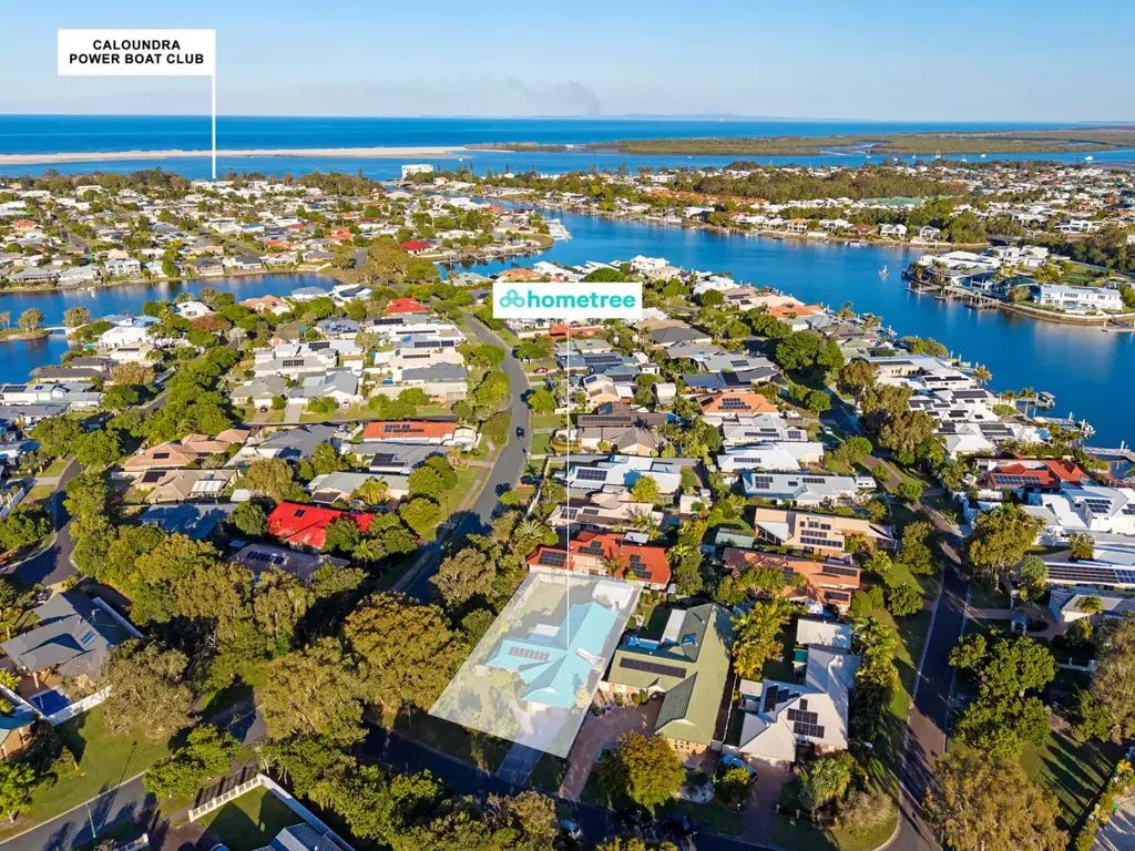Pelican Waters 4房  Prime Pelican Waters Location, Corner Setting & Walk to the Water