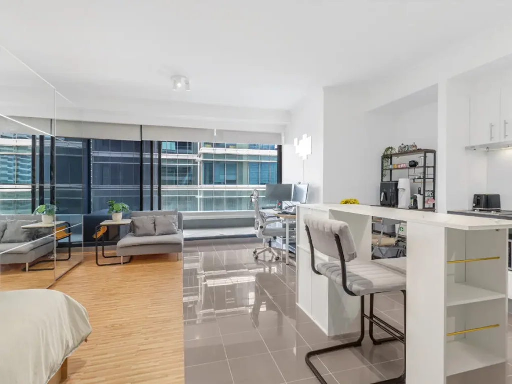 Sydney  City living: super sized studio in immaculate condition