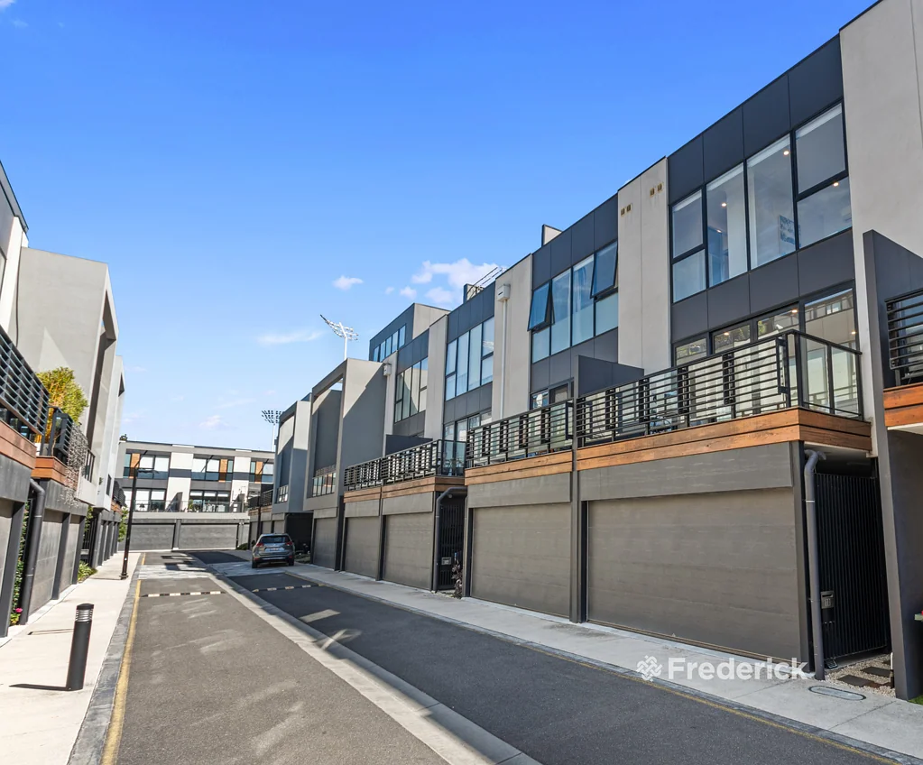 10 Sunlight Road, Port Melbourne, VIC 3207
