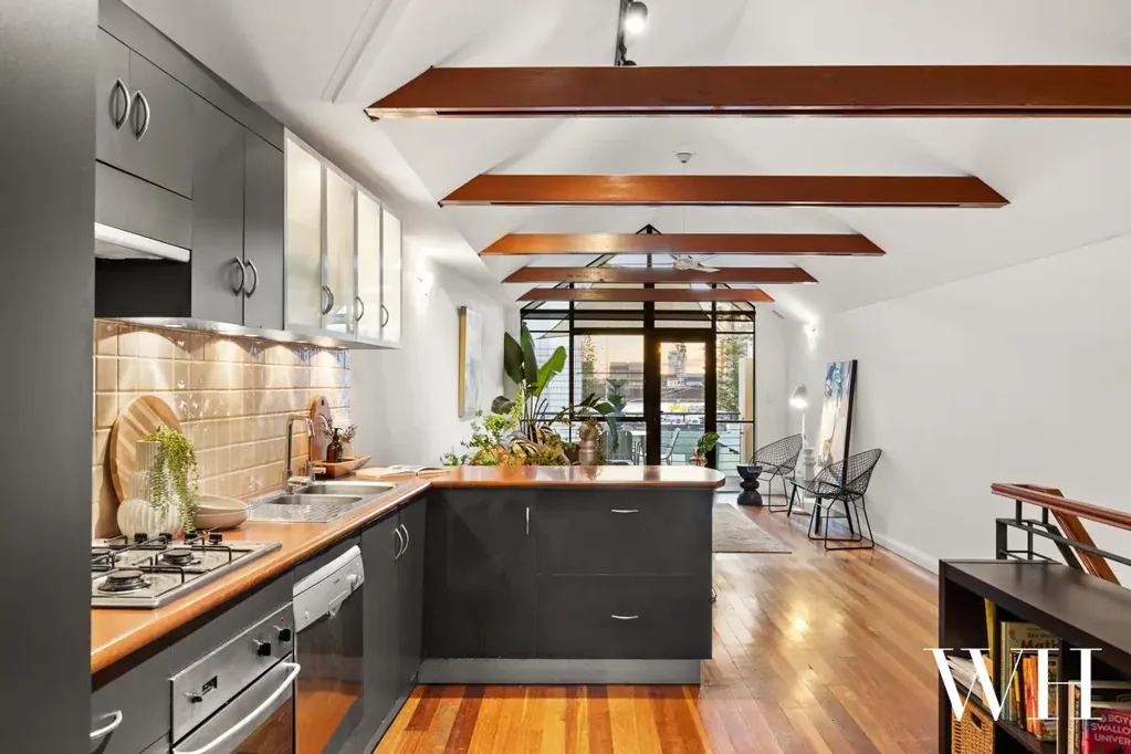 Fremantle 2 Slaapkamer Harbourside Hideaway: Light, Views & Location