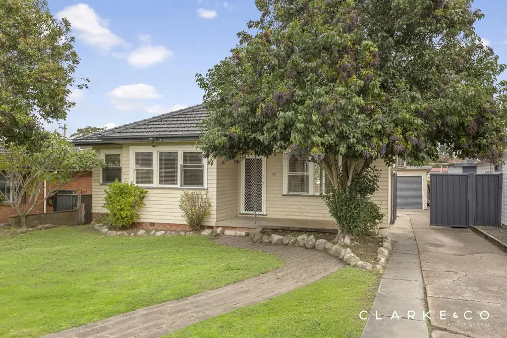 East Maitland 3Phòng ngủ THE PERFECT START IN EAST MAITLAND!