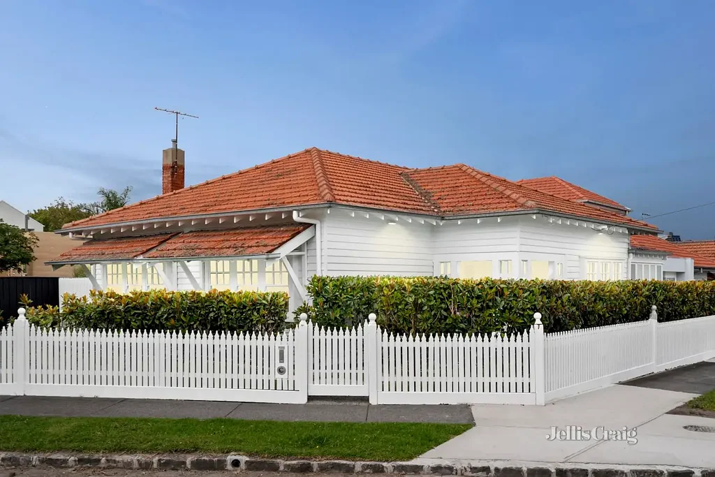 Williamstown 3 Bedroom Stunning Style Defines Every Space