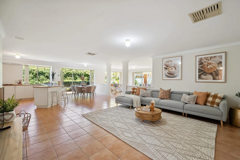 15 Pindan Elbow, Atwell, WA 6164