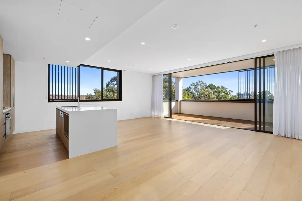 Stunning 3 Bedroom Home - New Life Darling Harbour