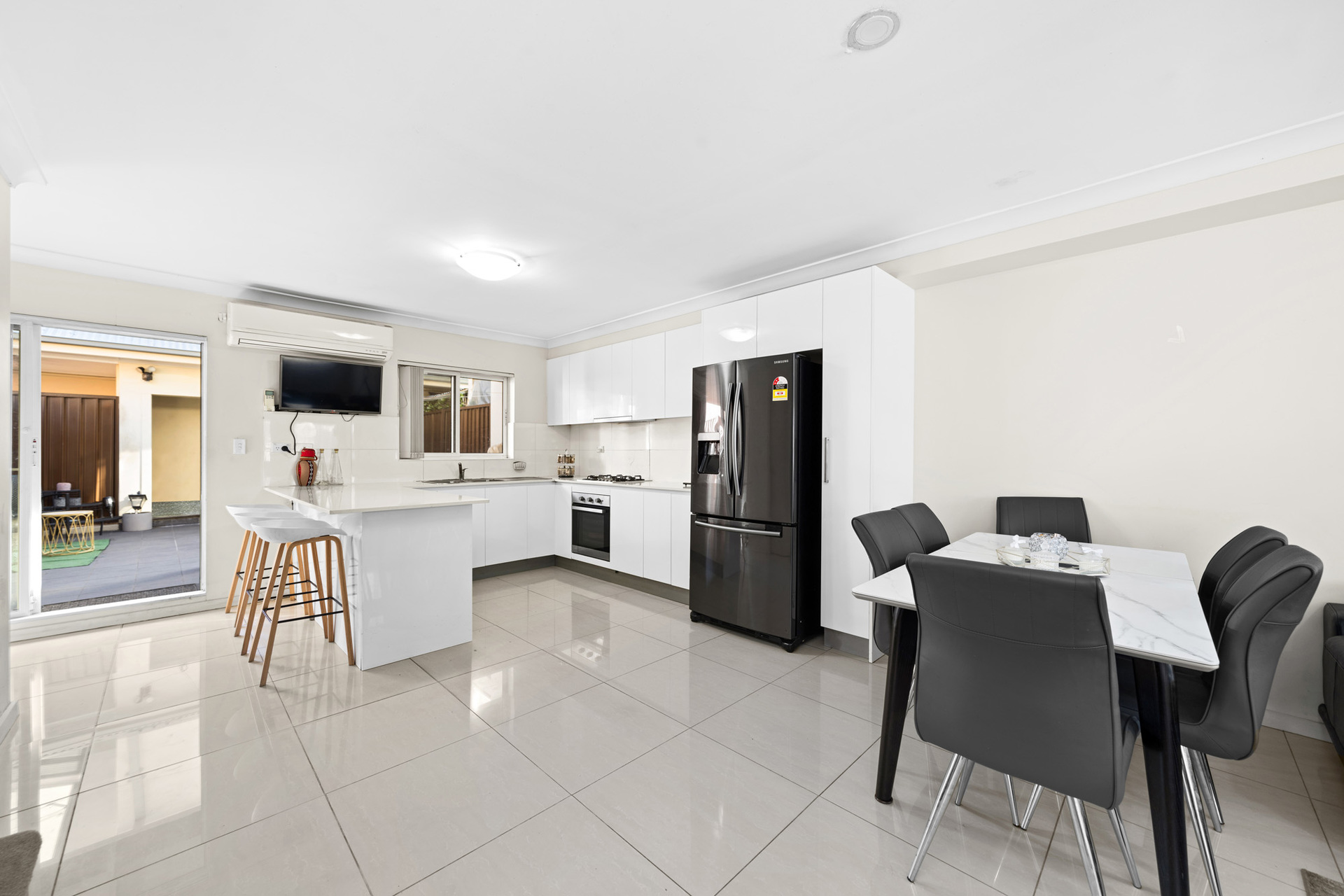 UNIT 2 35 MATTHEWS ST, PUNCHBOWL NSW 2196, 0 chambres, 0 salles de bain, Townhouse