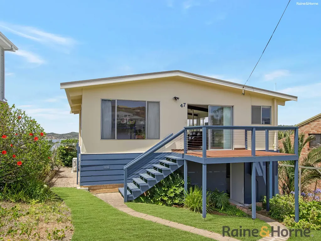 47 Tallawang Avenue, Malua Bay, NSW 2536