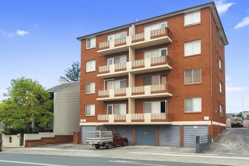 Captivating Sunset View - well position for amenities
